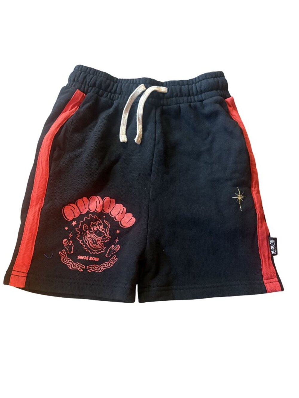 nununu Dragon Sweatshorts in Black